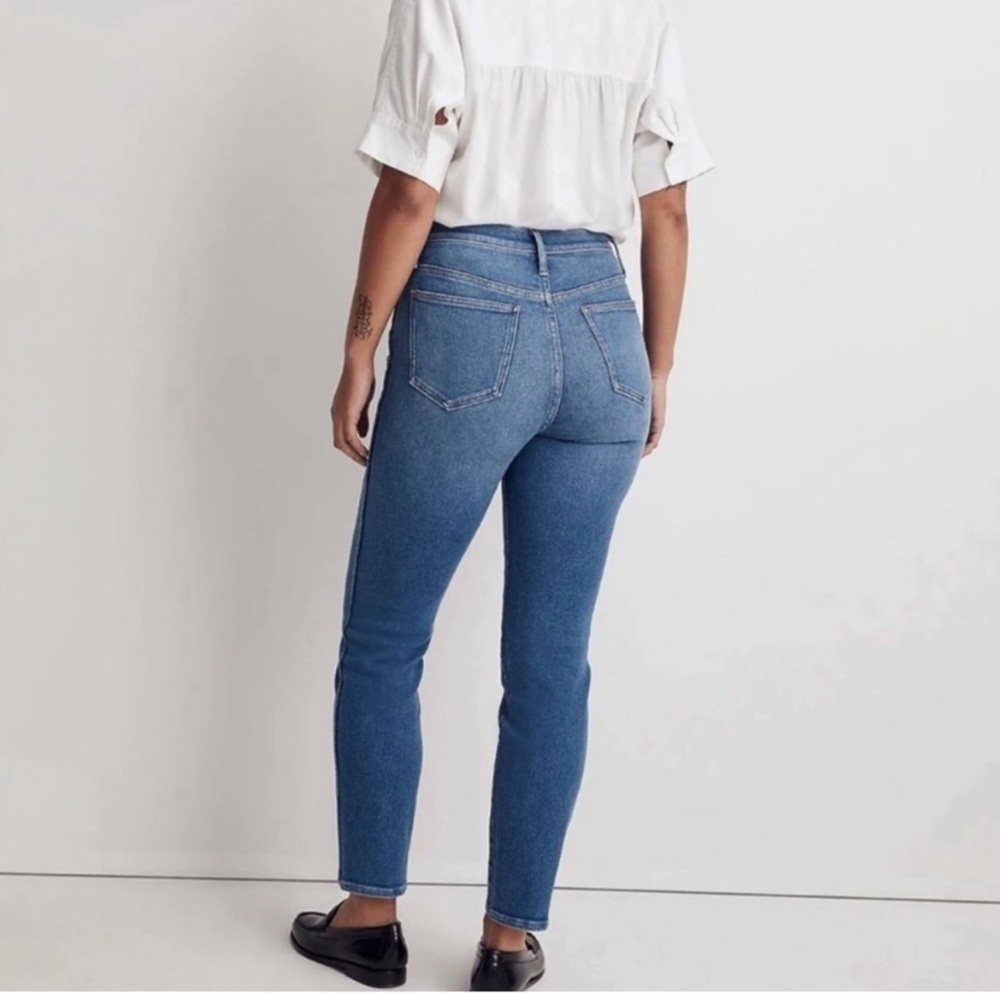Madewell Slim Straight Jeans in Light Blue Denim